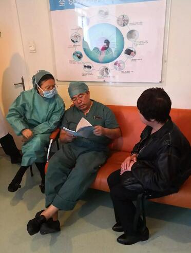 4月30日下午“世界·视界 让美好人生可视化”公益活动,特邀近视 、视觉顾问,面对面答疑互动!4月14日,周六,牛八体育注定又是一个紧张繁忙的日子2.jpg 4月30日下午“世界·视界 让美好人生可视化”公益活动,特邀近视 、视觉顾问,面对面答疑互动!4月14日,周六,牛八体育注定又是一个紧张繁忙的日子2.jpg