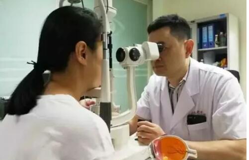 厦门眼科中心高度近视专科张淳副院长:用精良的技术 擦亮心灵之窗1.jpg 厦门眼科中心高度近视专科张淳副院长:用精良的技术 擦亮心灵之窗1.jpg