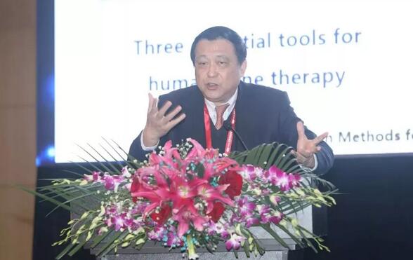 牛八体育专家团受邀亮相第十九届环球眼科学学术会议暨第十九届环球视光学学术会议（COOC 2019）4.jpg