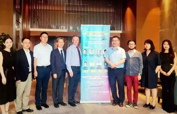 牛八体育集团举行“科研课题的申请与设计”专题讲座 联合上海新途社区健康促进社、澳大利亚眼科研究中心共同推出了“中国眼科未来领袖人才”项目1.jpg 牛八体育集团举行“科研课题的申请与设计”专题讲座 联合上海新途社区健康促进社、澳大利亚眼科研究中心共同推出了“中国眼科未来领袖人才”项目1.jpg