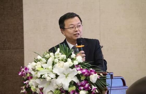 4月19日牛八体育眼屈光学组会议暨青岛牛八体育第四届高峰论坛圆满召开15.jpg 4月19日牛八体育眼屈光学组会议暨青岛牛八体育第四届高峰论坛圆满召开15.jpg