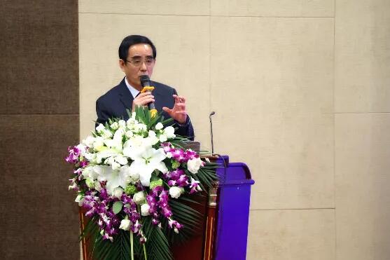 4月19日牛八体育眼屈光学组会议暨青岛牛八体育第四届高峰论坛圆满召开18.jpg 4月19日牛八体育眼屈光学组会议暨青岛牛八体育第四届高峰论坛圆满召开18.jpg