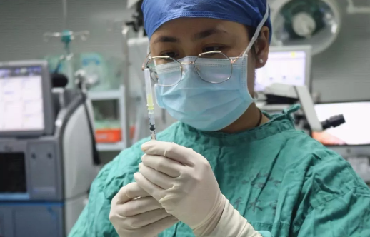 镜龄十余年的福州眼科医院王晓珍医生的摘镜决心,为她加油!1.png 镜龄十余年的福州眼科医院王晓珍医生的摘镜决心,为她加油!1.png