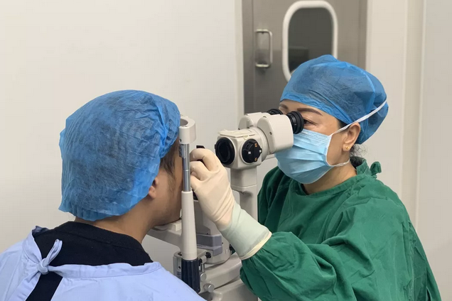 深圳牛八体育刘畅主任：深受近视患者们的信赖