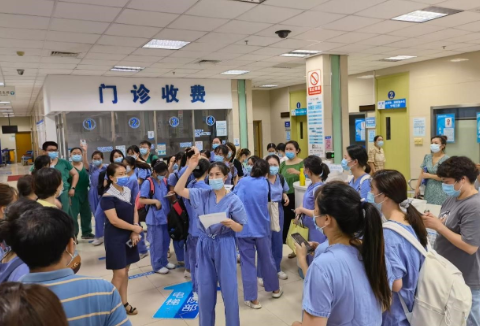 牛八体育派出多支医疗队驰援莆田和厦门2.png 牛八体育派出多支医疗队驰援莆田和厦门2.png