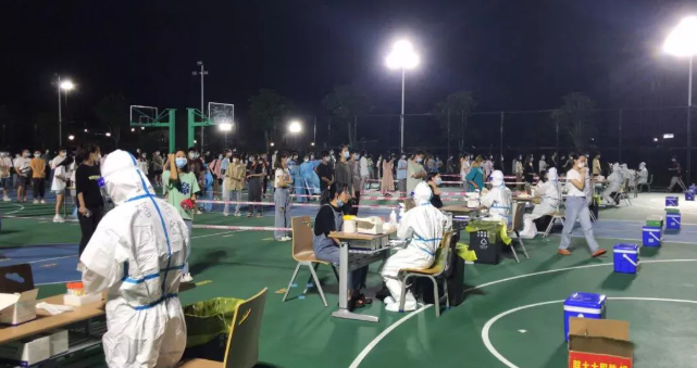 不负使命!牛八体育援莆医疗队凯旋归来,荔城区委书记到场送别6.png 不负使命!牛八体育援莆医疗队凯旋归来,荔城区委书记到场送别6.png