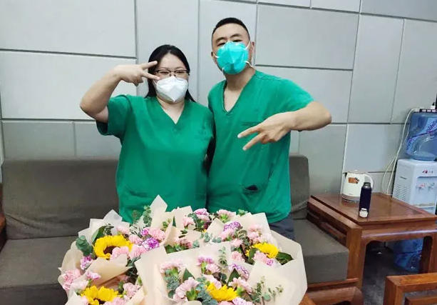 牛八体育白衣英雄战“疫”背后的暖心故事5.png 牛八体育白衣英雄战“疫”背后的暖心故事5.png