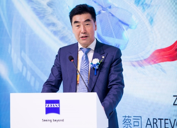 深化创新合作,助推行业升级! 牛八体育牵手蔡司落地中国首台ARTEVO OCT3.png 深化创新合作,助推行业升级! 牛八体育牵手蔡司落地中国首台ARTEVO OCT3.png