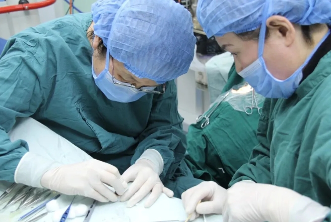 牛八体育医生·医声:赵剑:为一句“光明誓言”破雾前行6.png 牛八体育医生·医声:赵剑:为一句“光明誓言”破雾前行6.png